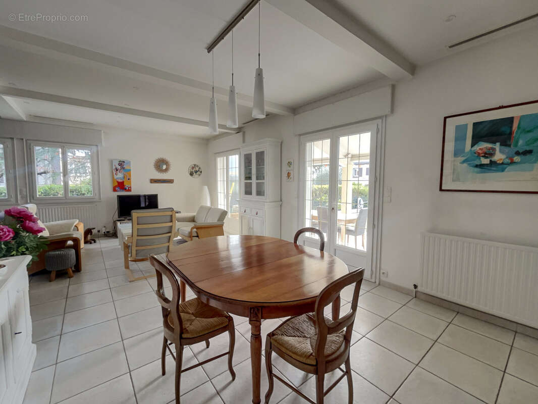 Maison à TOURNON-SUR-RHONE