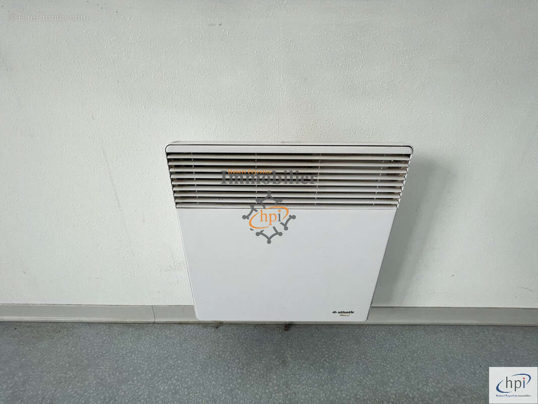 Commerce à VABRES-L&#039;ABBAYE