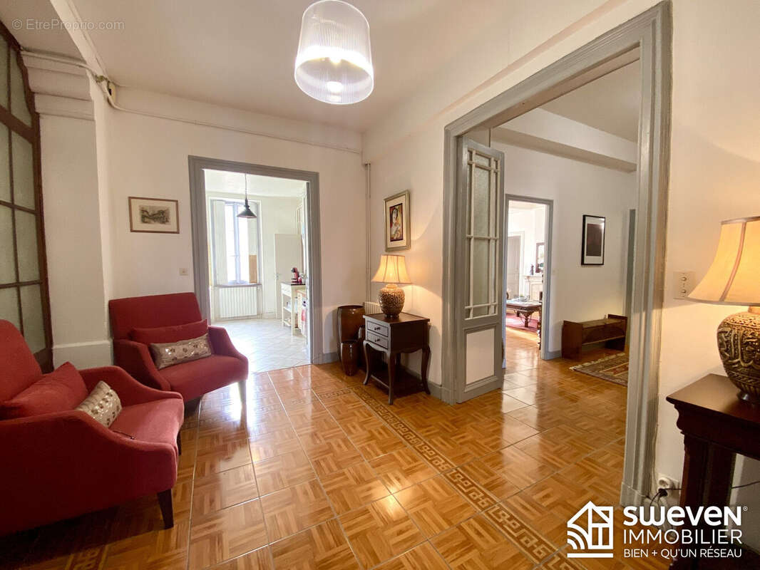 Appartement 162 m² à Carcassonne  - photo 2