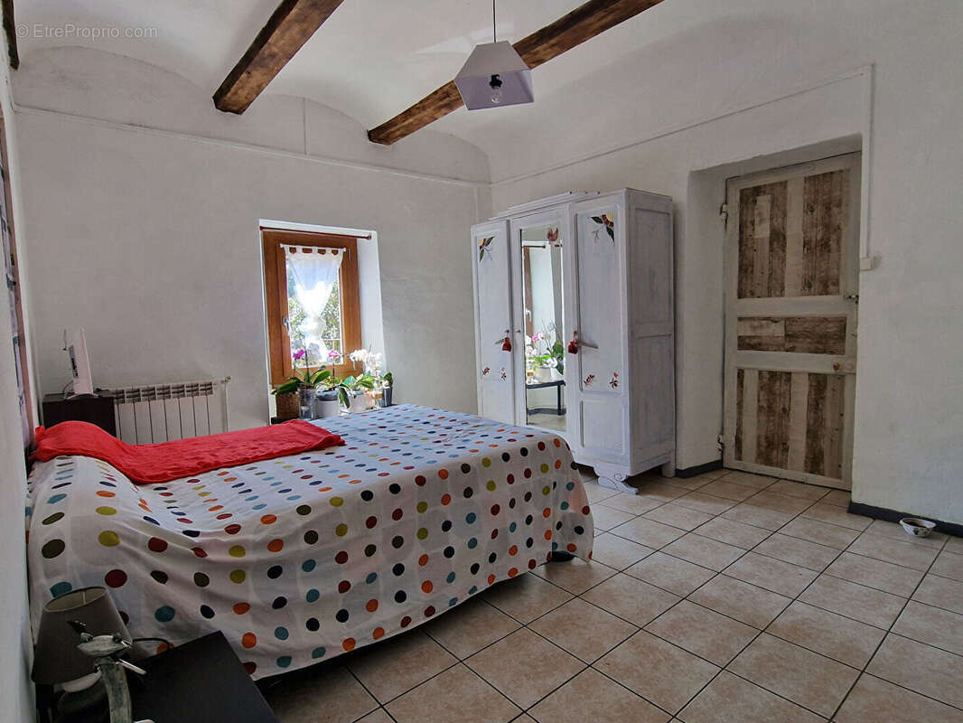 Maison à LE MARTINET