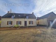 Maison à VERN-SUR-SEICHE