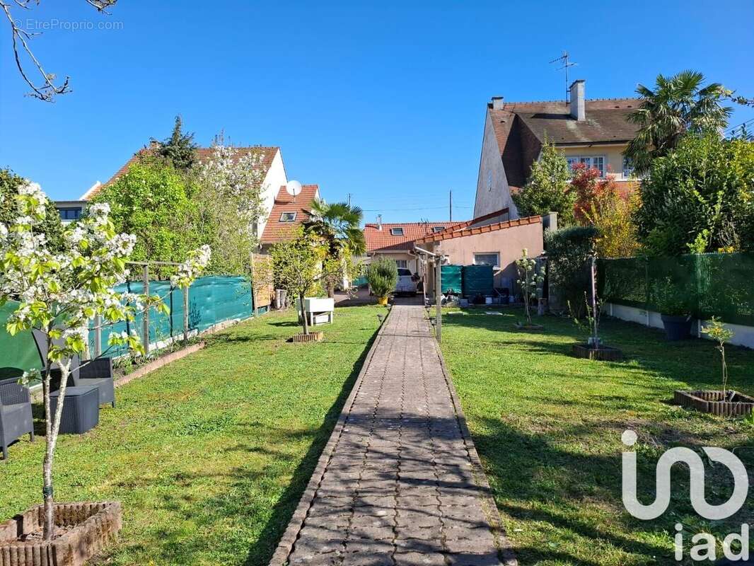 Photo 9 - Maison à MORANGIS