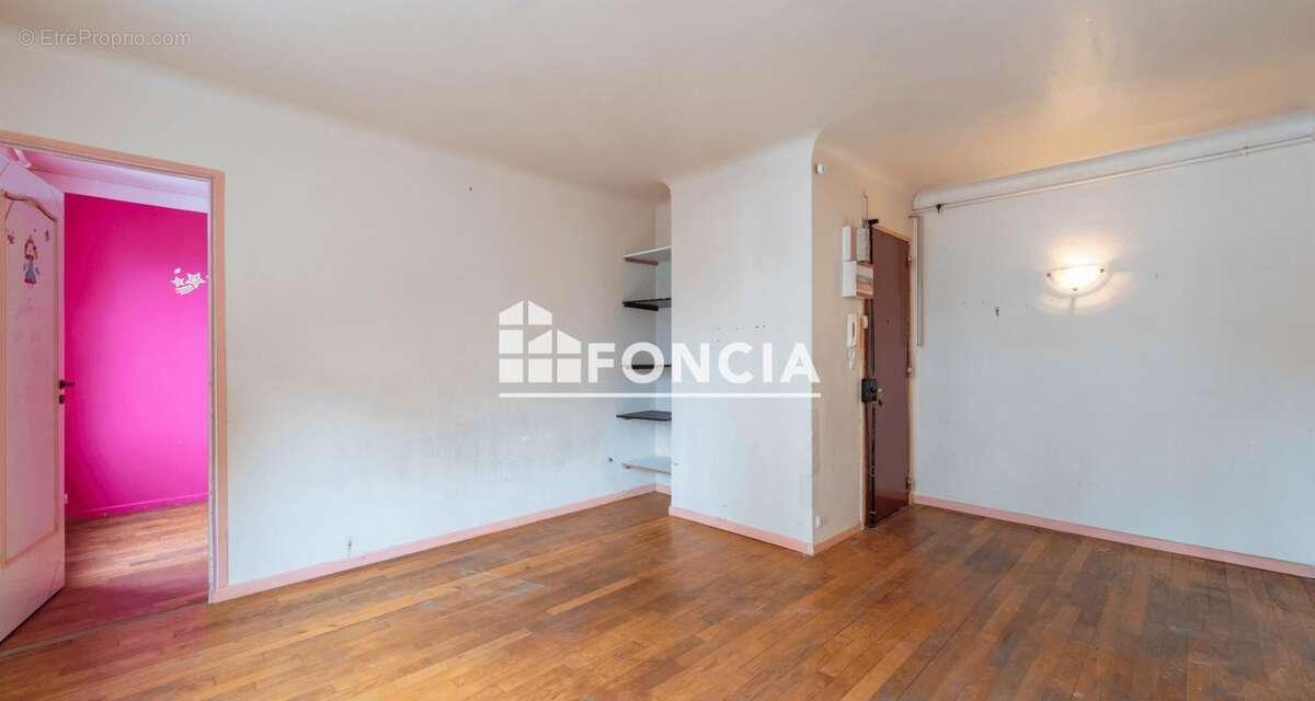 Appartement à AUBERVILLIERS