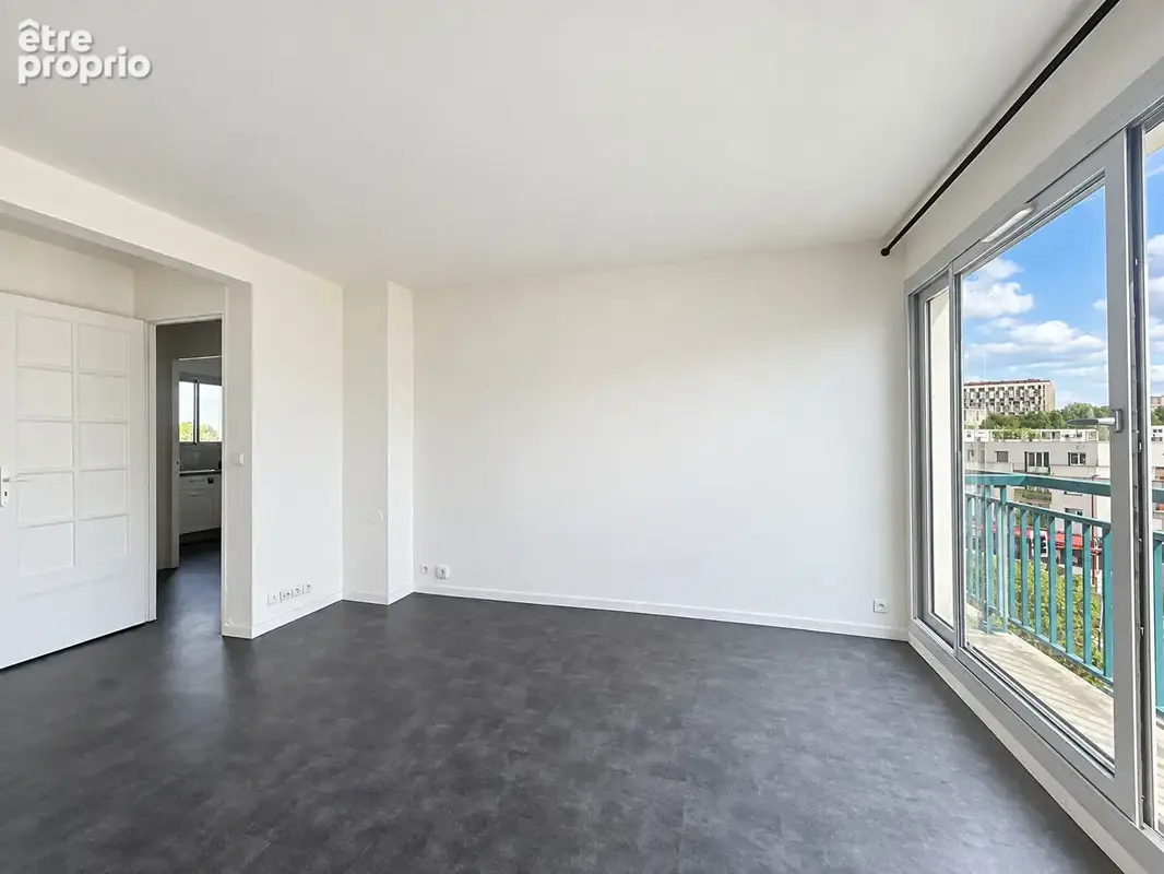 Appartement à FRESNES