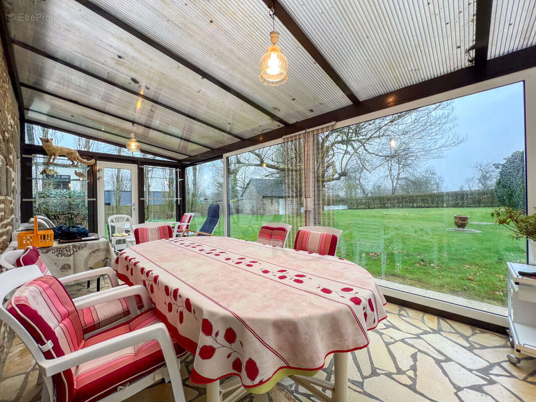 Athis de l'Orne - Maison en pierre avec gîte - photo 10