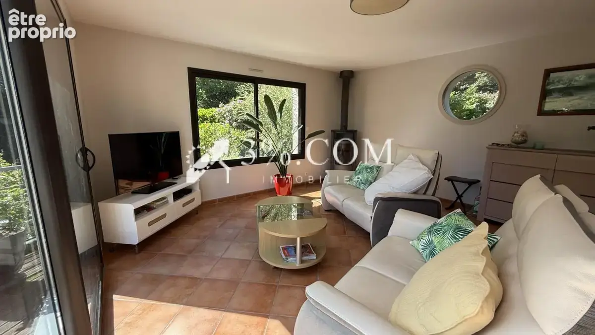 Proche Bourg maison de 144m2 5 Chambres - photo 7