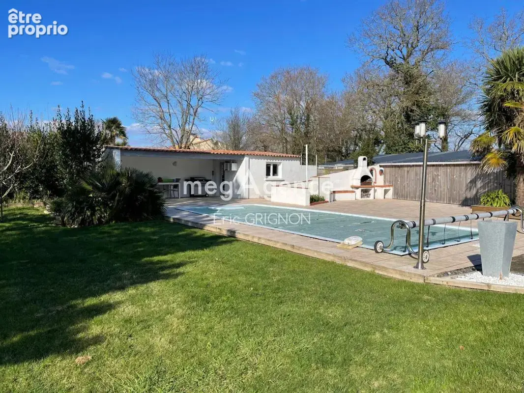 Maison 4 pièces avec piscine et dépendances ! - photo 8