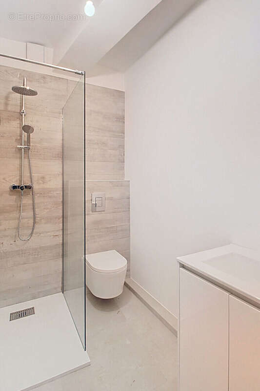Appartement à LORGUES