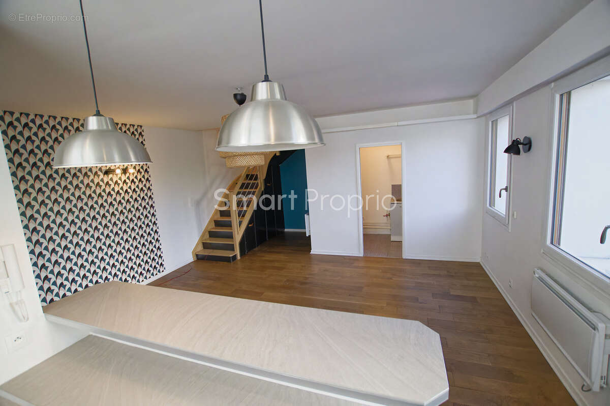 Appartement à IVRY-SUR-SEINE