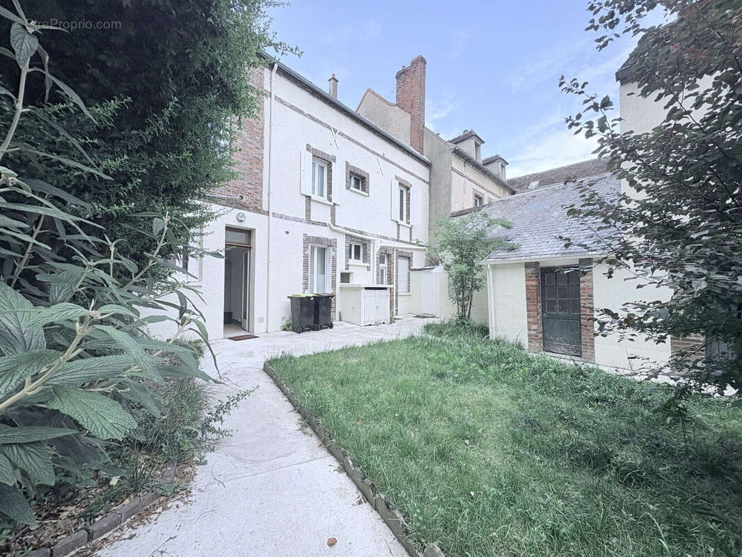 Appartement à SENS