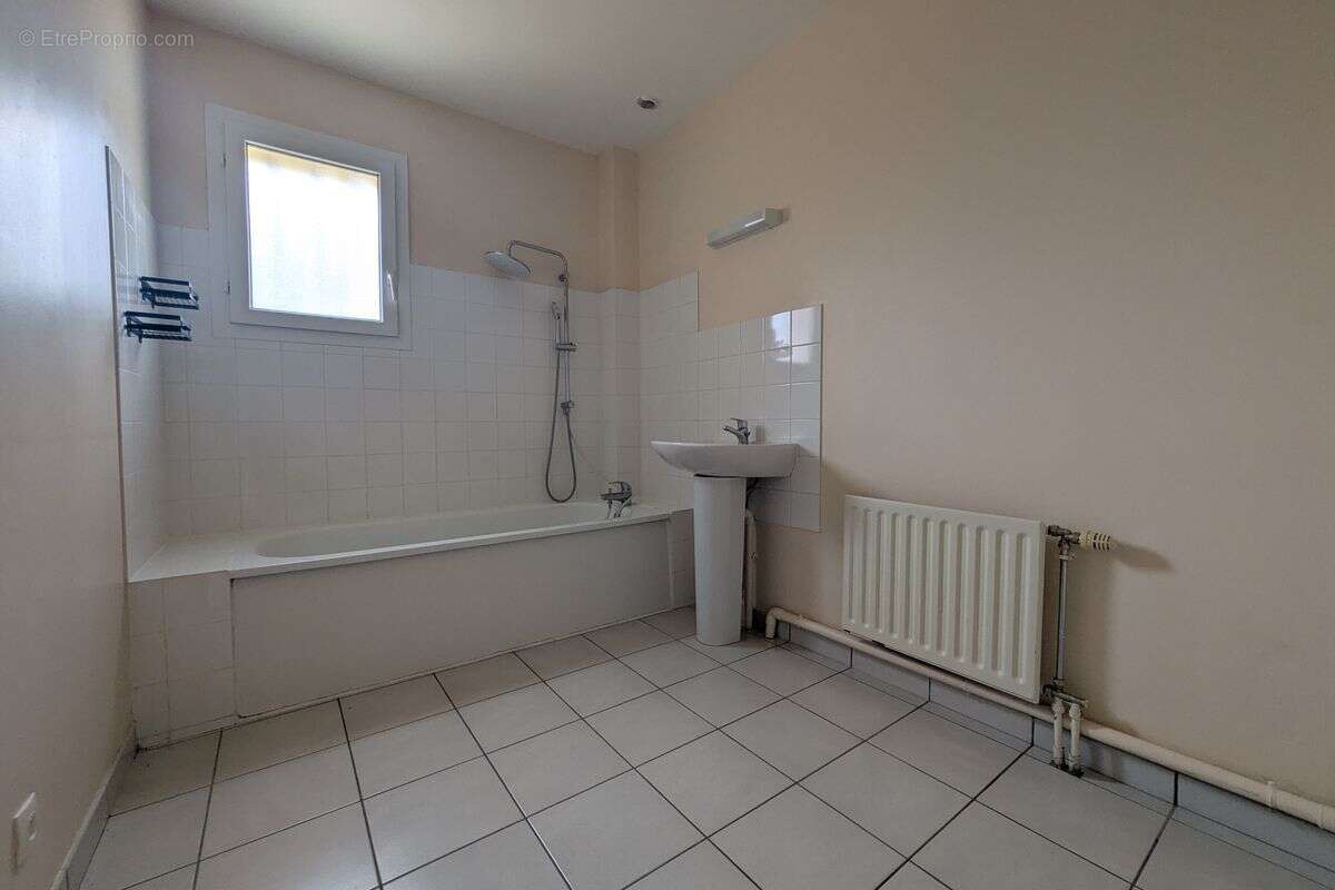 A vendre - brevonnes – 31 rue de la gare - photo 8