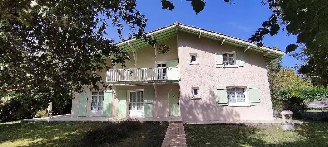 Maison à MARTIGNAS-SUR-JALLE