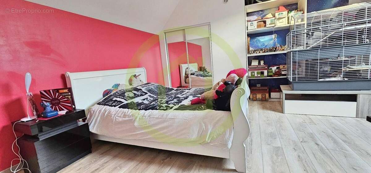 Maison à PIERREPONT-SUR-AVRE