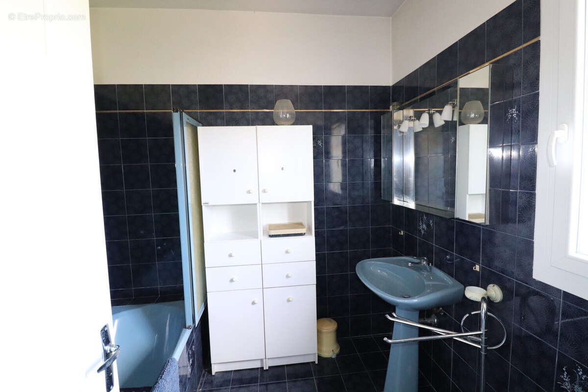 Appartement à MOUGINS