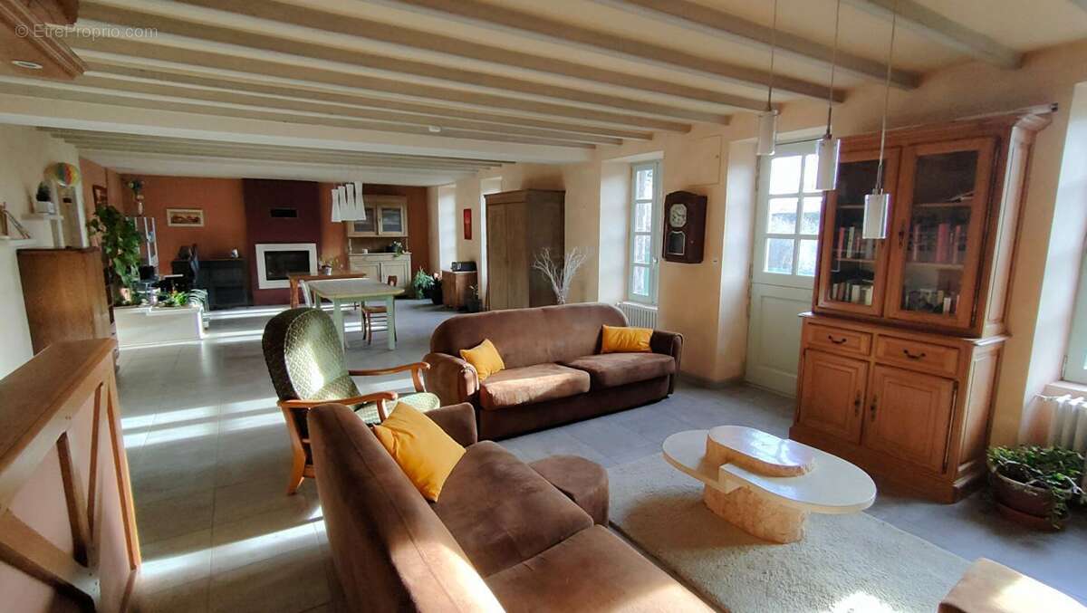Maison à SAINT-AUBIN-DES-ORMEAUX