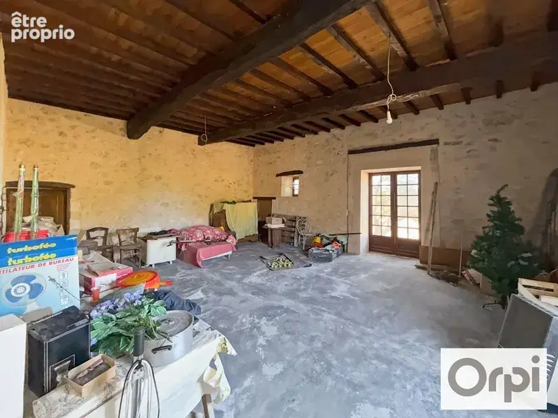 Superbe propriété XIXème de plus de 320 m² habitable à rénover avec ses dépendances et terrain autour - photo 14