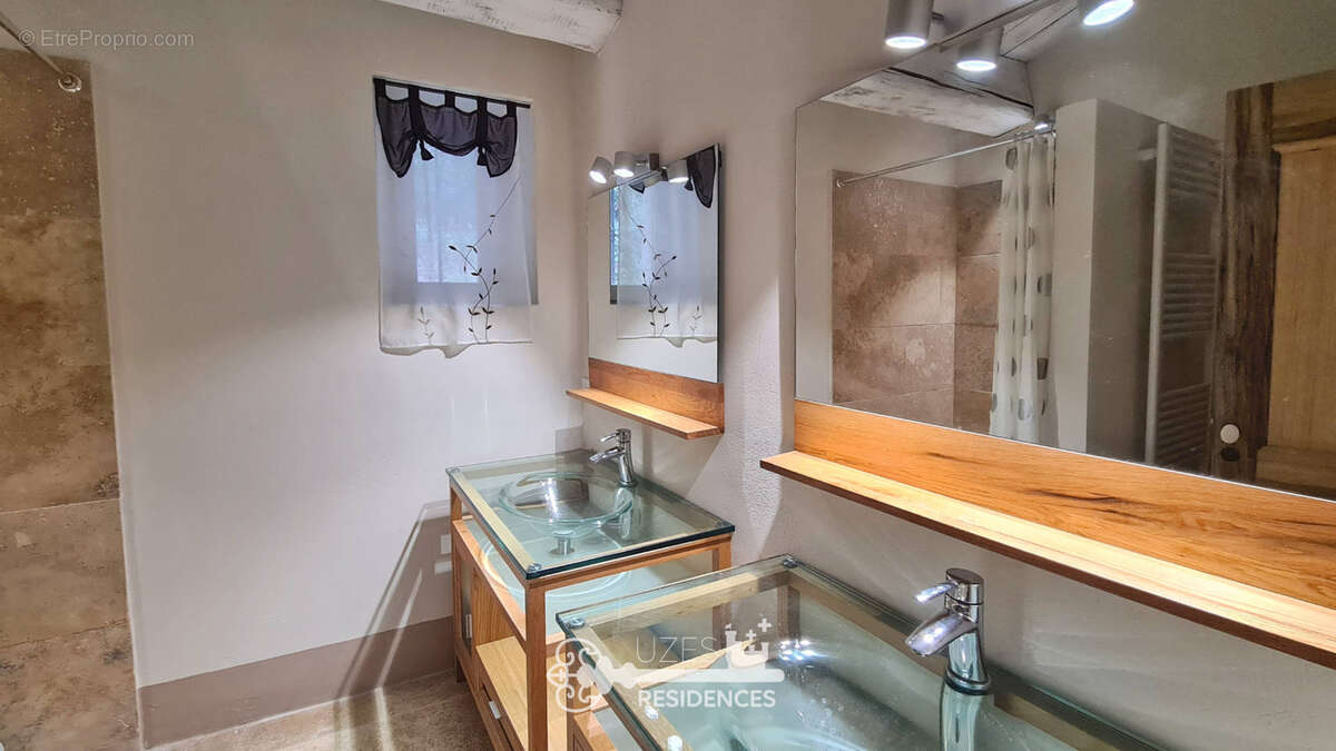 Maison à GOUDARGUES