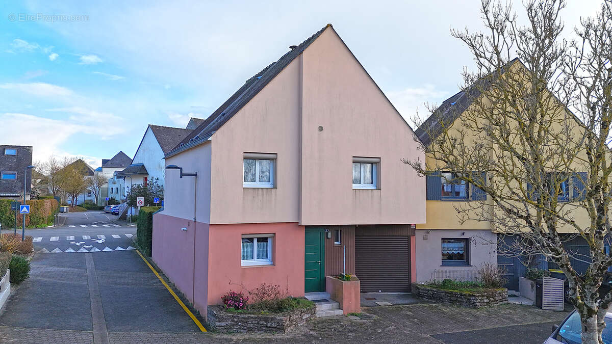 n°1 - Maison à CHANTEPIE