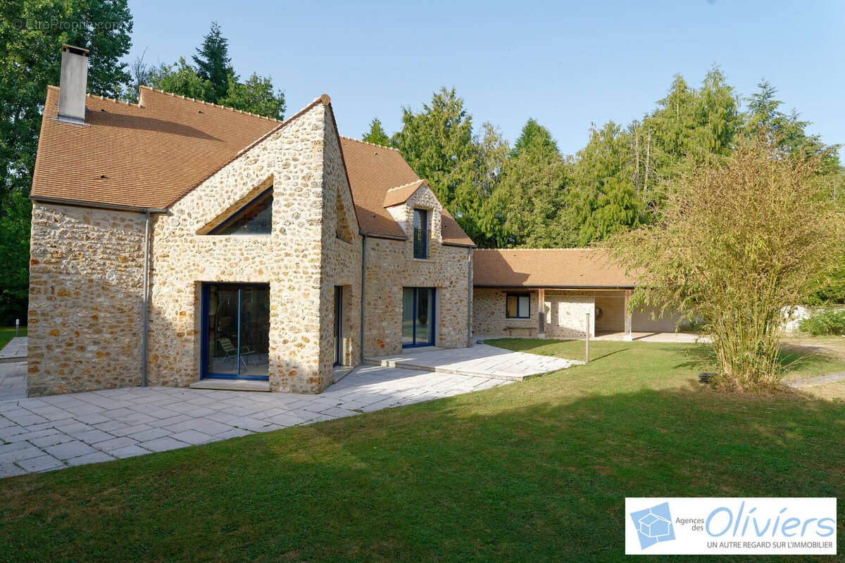 Maison à BULLION