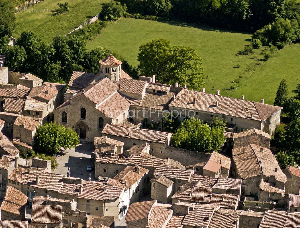 Maison à SAINT-MARCEL-LES-SAUZET