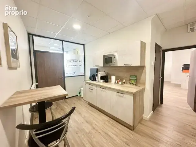 Immeuble  de  278m2 - photo 9