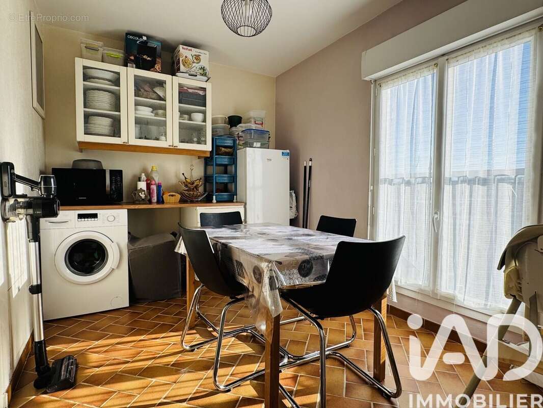 Photo 4 - Appartement à DAMMARIE-LES-LYS