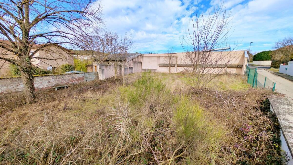 Terrain à LA RICAMARIE