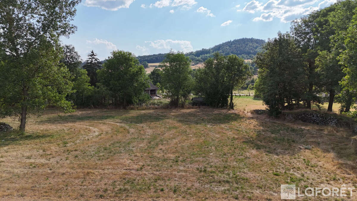 Terrain constructible Rosieres 2257 m2 - photo 4