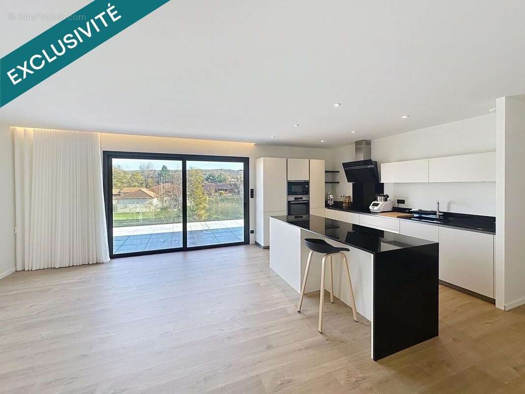 Photo 3 - Maison à MERCUES
