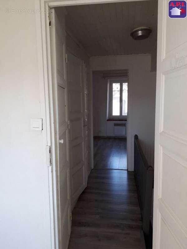 Maison à HOUNOUX
