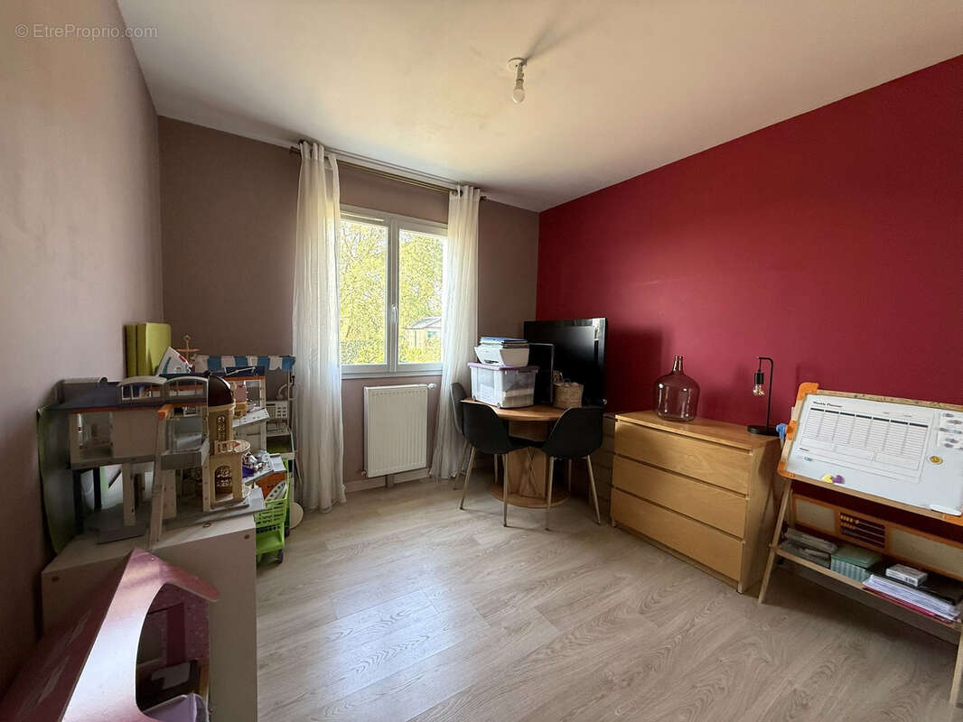En exclusivité ! Maison T4 de plain pied avec garage et jardin ! - photo 12