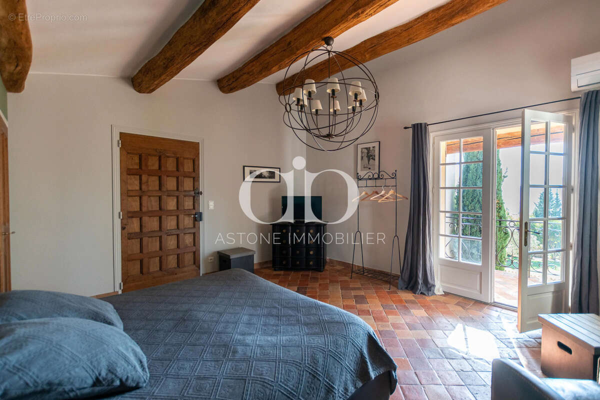 Maison à LA CADIERE-D'AZUR