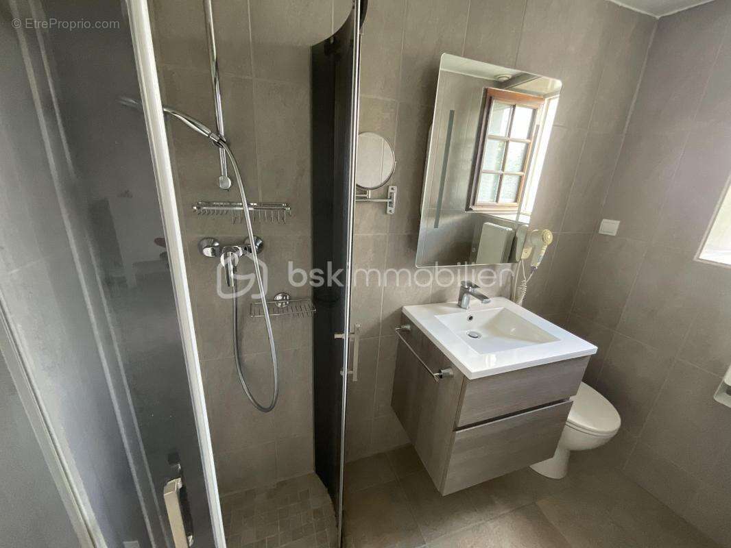  Ensemble immobilier polyvalent à Bouray-sur-Juine - photo 11