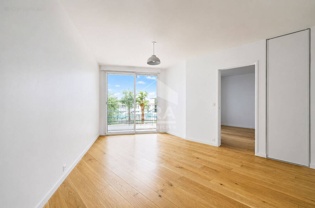 Appartement à CLICHY