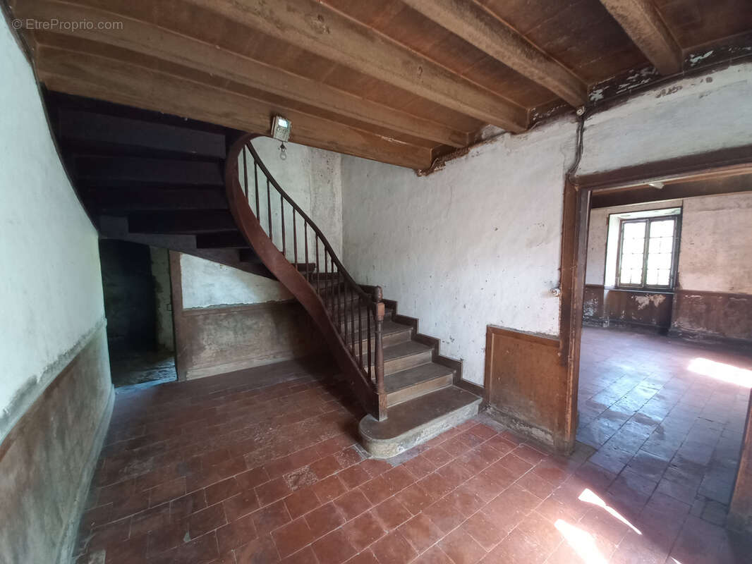 Maison à MIRANDE