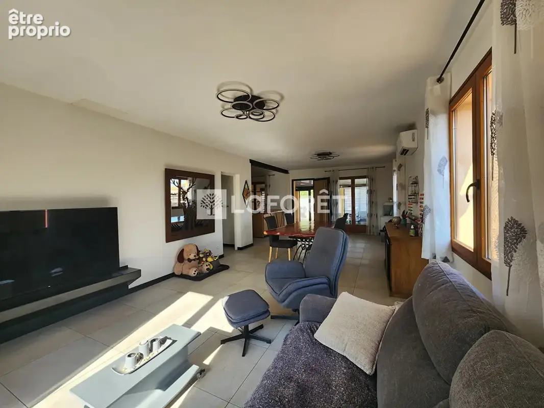 Maison 3 faces avec terrasse, garage et vue dégagée ! - photo 5