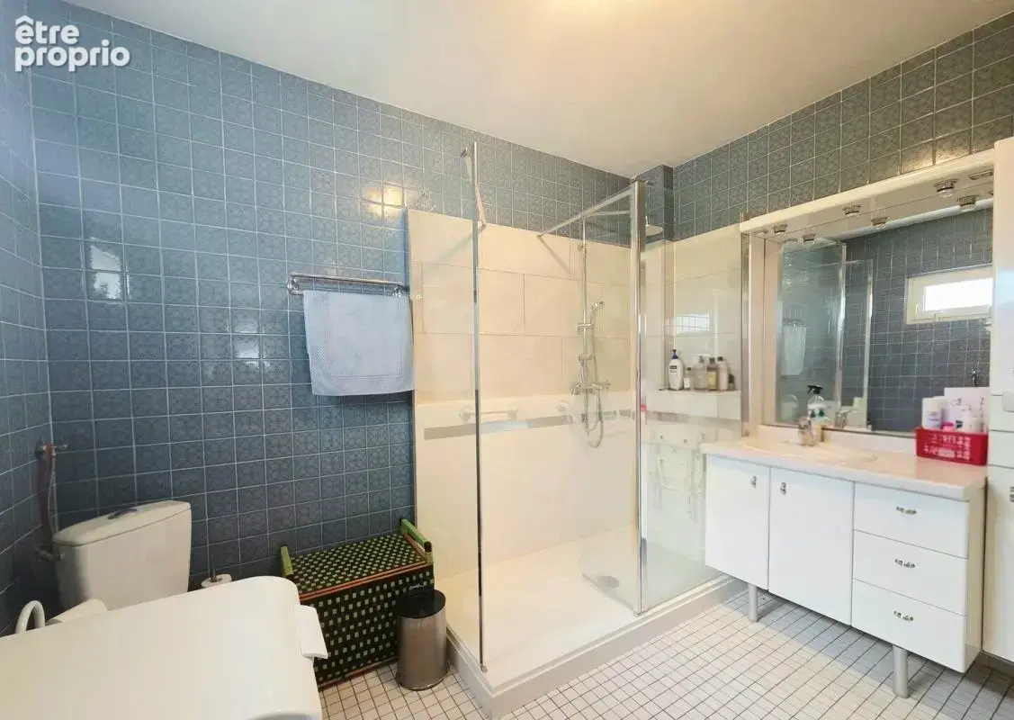 Exclusivité — Maison familiale de 220 m2 environ avec jardin - photo 7