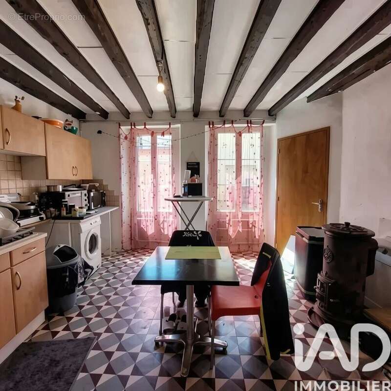 Maison 92 m² à Rigny-Le-Ferron  - photo 2