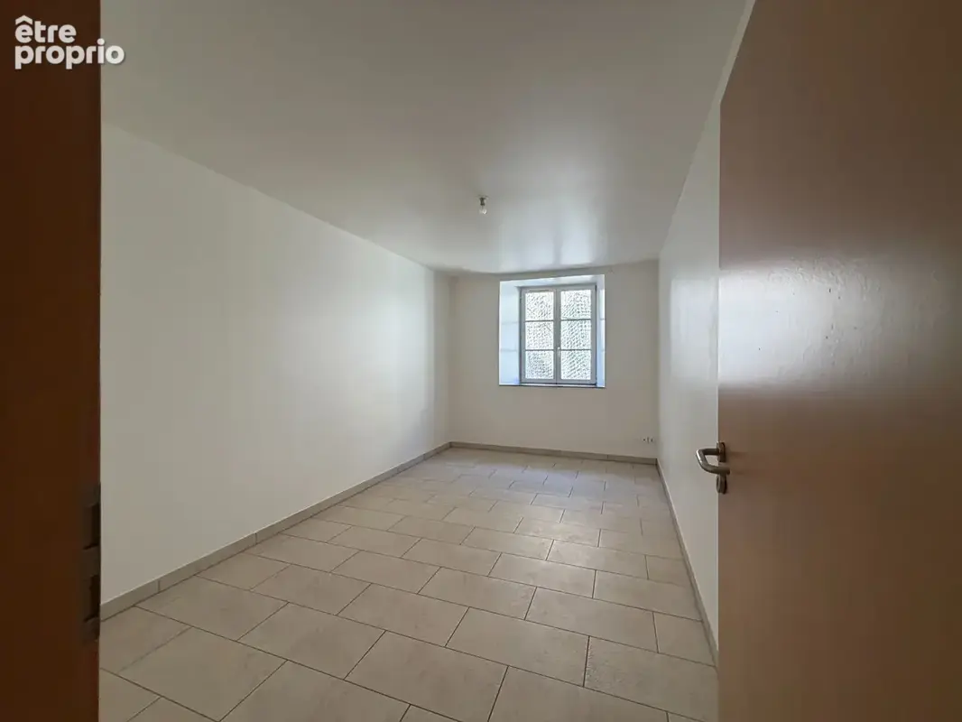 Appartement Sierck Les Bains 4 pièce(s) 108.30 m2 - photo 7