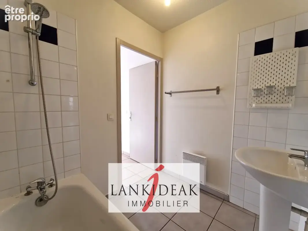 Appartement T2 de 48 m2 avec place parking privative - photo 7