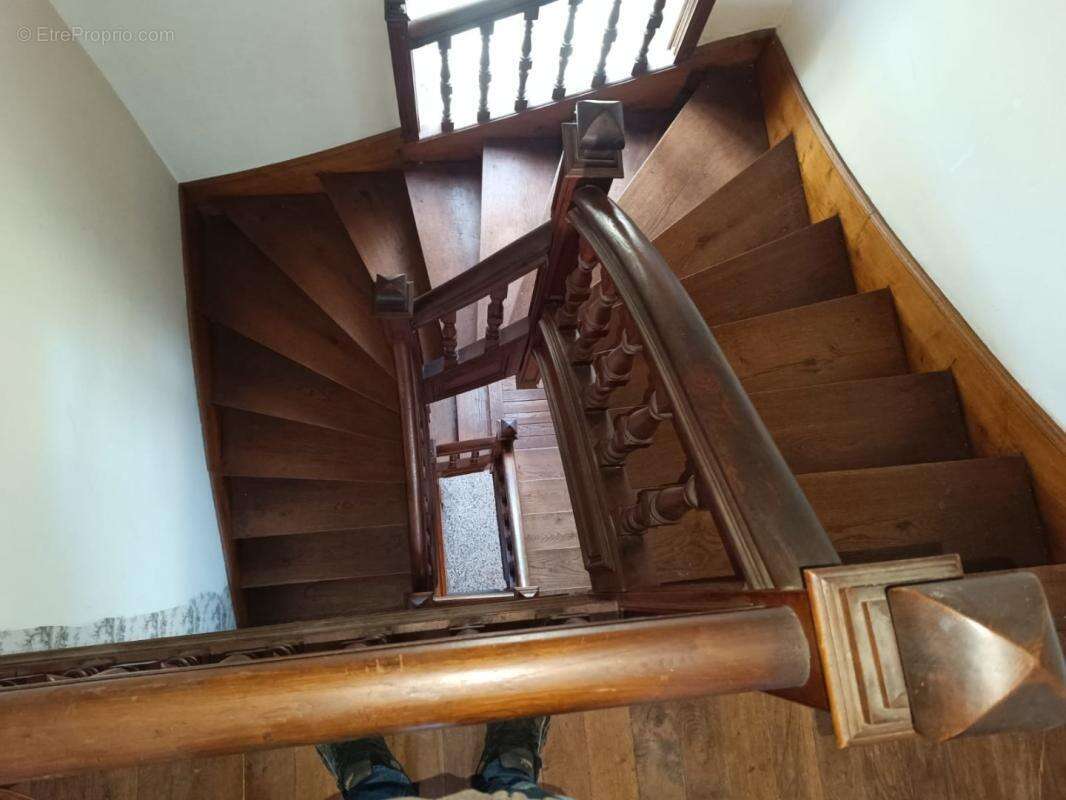 Maison à ARGENTON-SUR-CREUSE