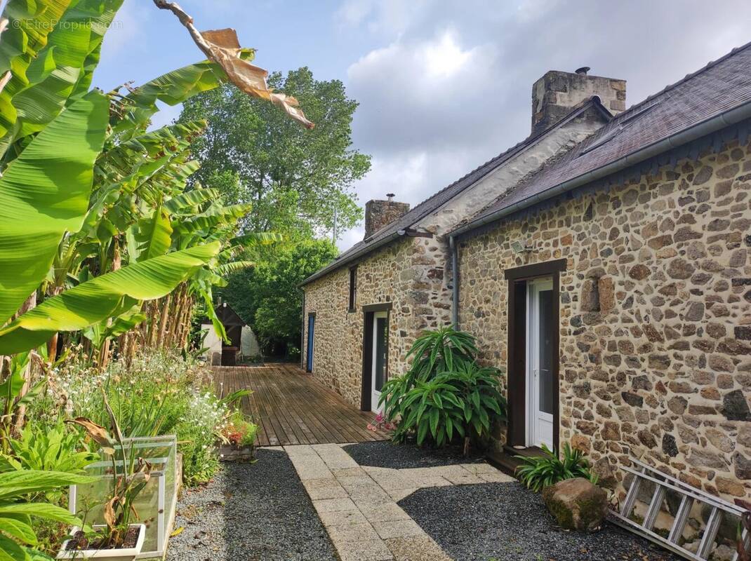 Maison à BRINGOLO