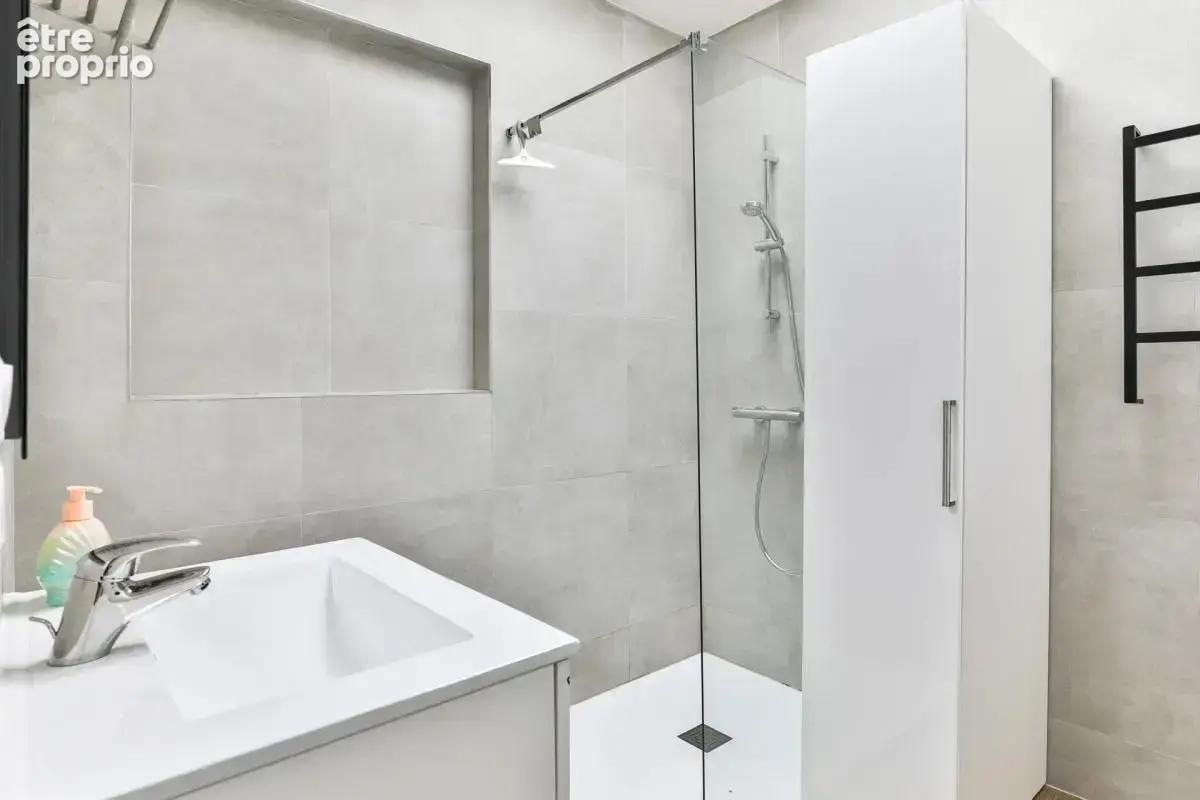 Maison de 7 pièces de 140 m² à Arès - photo 15
