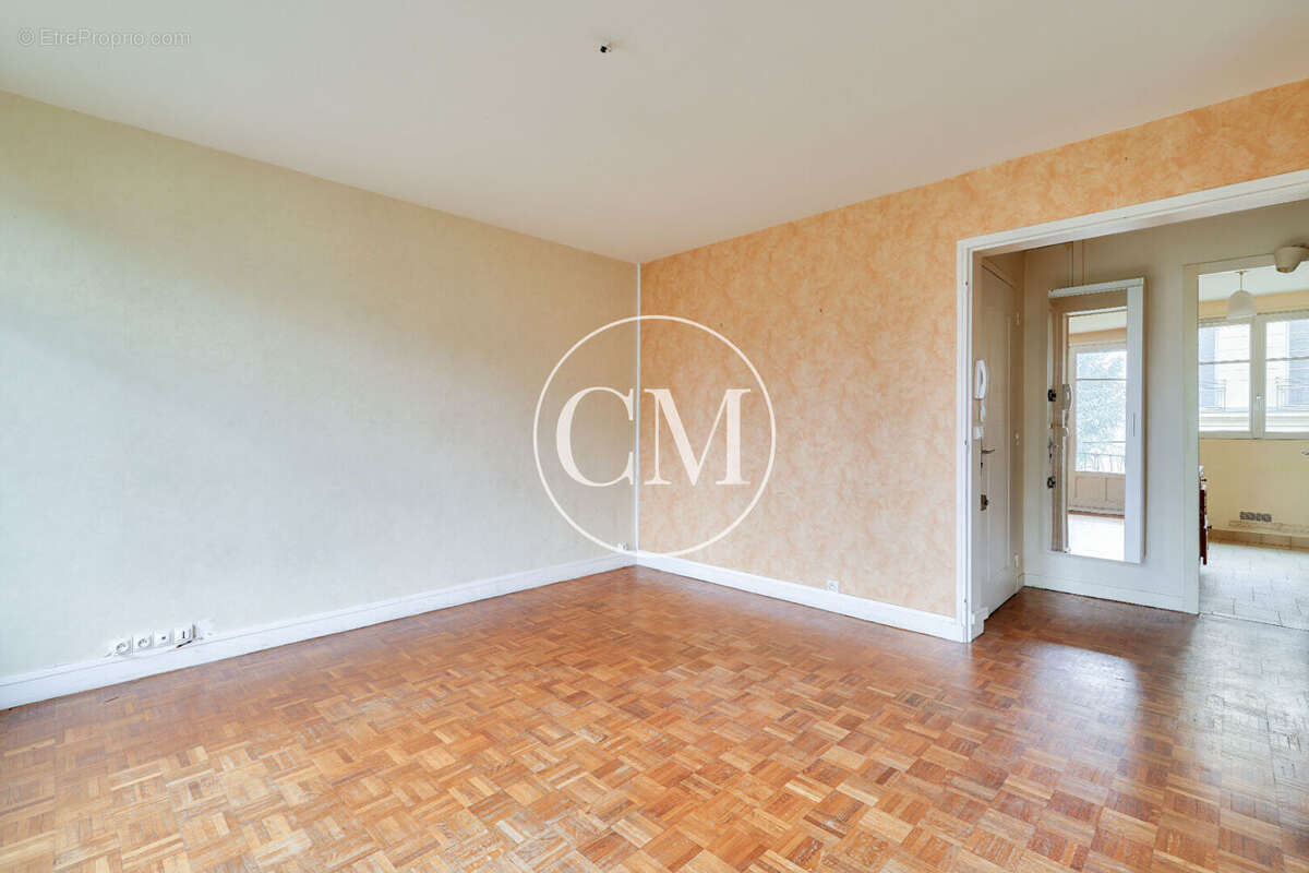 Appartement à VERSAILLES