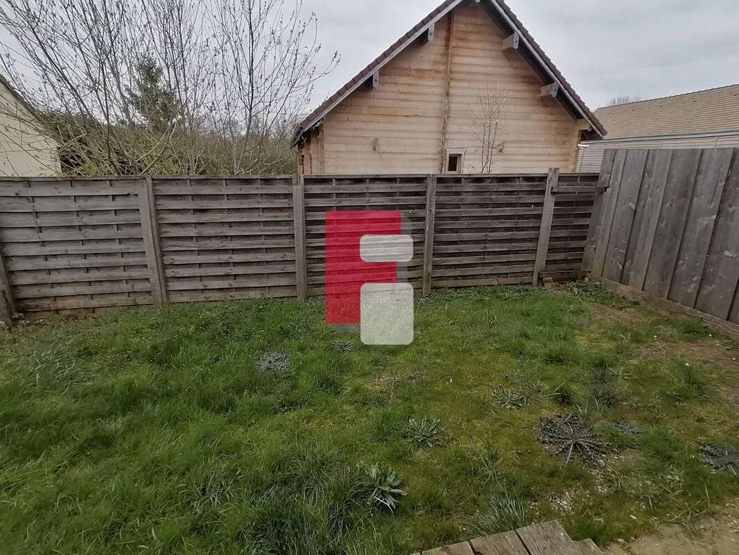 Maison à COURTERANGES