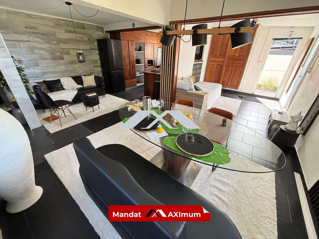 Maison à SAINT-JOSEPH