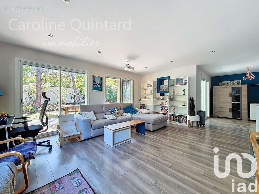 Photo 2 - Maison à LA SALVETAT-SAINT-GILLES