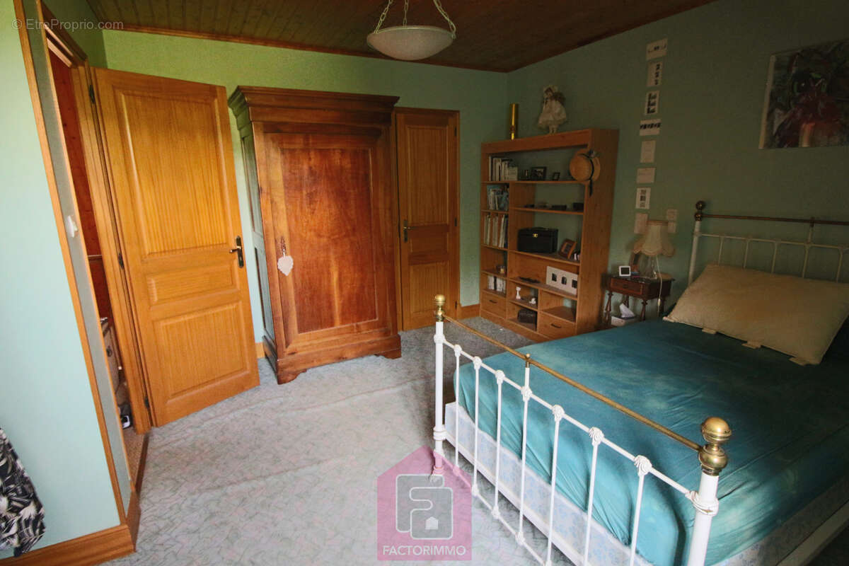 Maison familiale aux abords de Prayssac   Grand terrain et beau potentiel à exploiter ! - photo 16