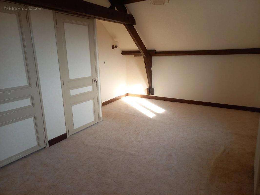 Maison à ROUZIERS-DE-TOURAINE