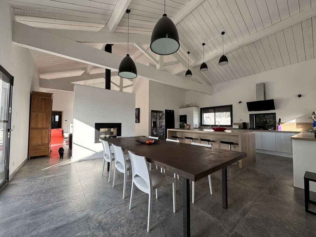 Maison à SAINT-MEDARD